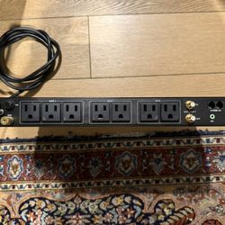 Panamax M4000-PRO Rackmount Power Conditioner / Surge Protector (BlueBOLT)