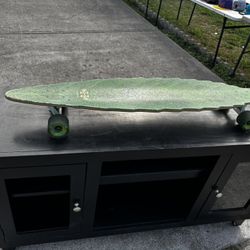 Leaf Lines Skateboard 