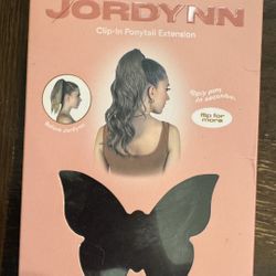 Hair, ponytail, color black, barely used