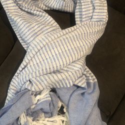 Scarf 🧣 Blanket ?? 