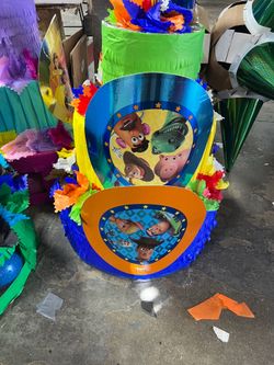 Toy story three tier pinata with balls