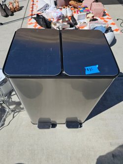 Dual Trash and Recycle Bin