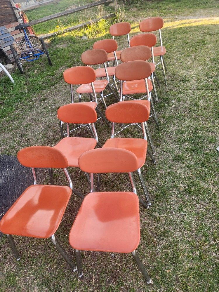 10 Chairs Orange