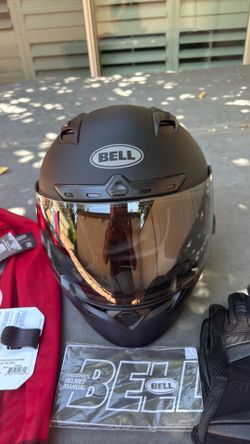 Motorcycle helmet