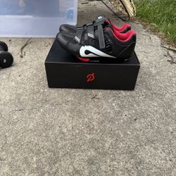 Peloton Size 8  Cycling Shoes