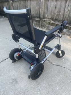 Zoomer power wheelchair 