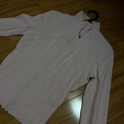 Lululemon strawberry milkshake