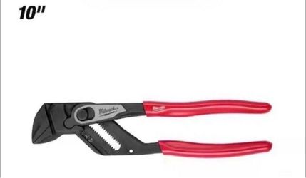 Milwaukee 10" Pliers Wrench
