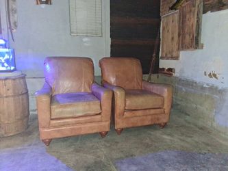 Matching Leather Lazyboys