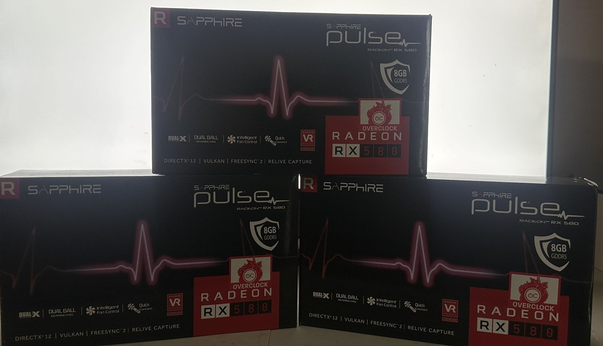 3 RX 580 Sapphire Pulse 8 VRAM GPUS
