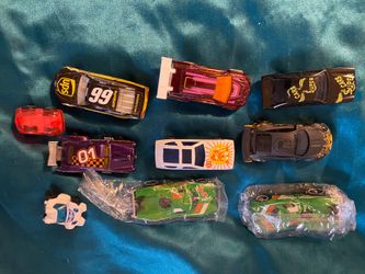 10 toy cars some new in wrapper