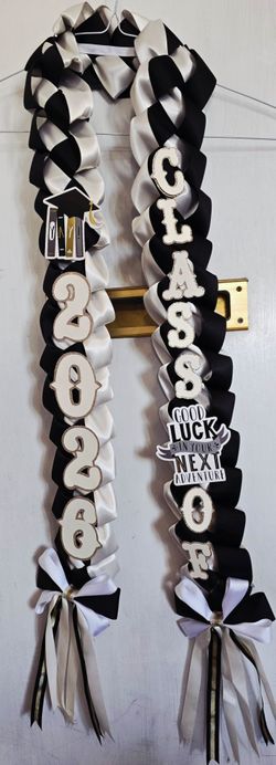 Graduation leis
