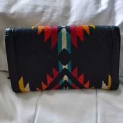 Native American Design Weool Like Leather Trim Wallet 
