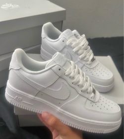 Nike Air Force 1 Low size 8.5 Men