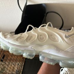 Size 14 Nike Shoes 