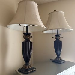 Free Nightstands (Set of 2) – Moving, Need Gone ASAP