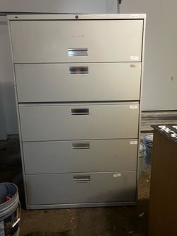 cabinet/ gabinete