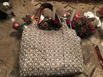 Calvin Klein Women Handbag