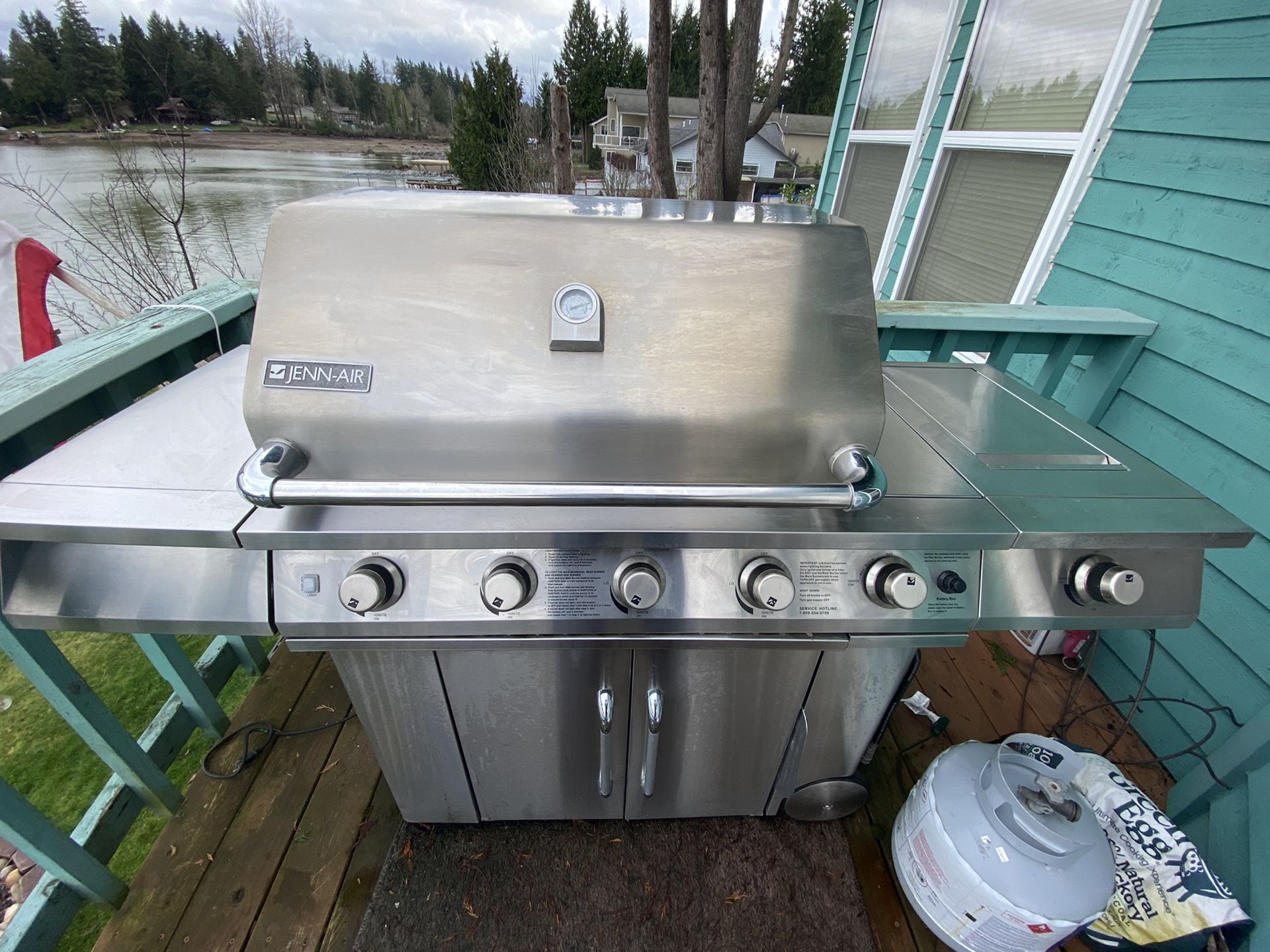 Commercial JennAir 5 Burner Gas Grill with Searing Side Burner for