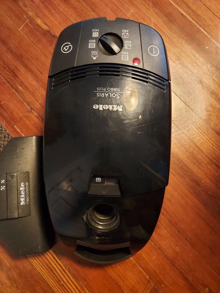 Miele Solaris S514 Electro Power Plus Compact With Hose Assembly Wand