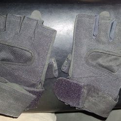 Fingerless Workout Gloves/Training Wraps