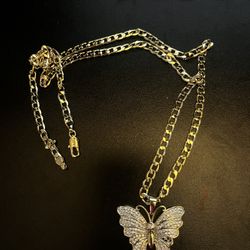 Beautiful Gold Plated Chain & Butterfly Pendant 