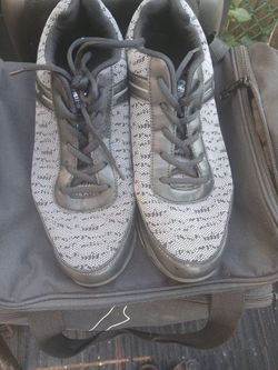 size 10 bowling shoes