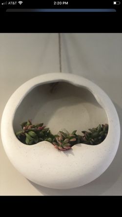 Quality ceramic hanging pot