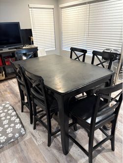 Kitchen table