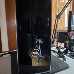 Dell PC. Intel-i7-CPU 16GB Ram 512GB SSD WiFi Bluetooth GPU: Radeon Graphics