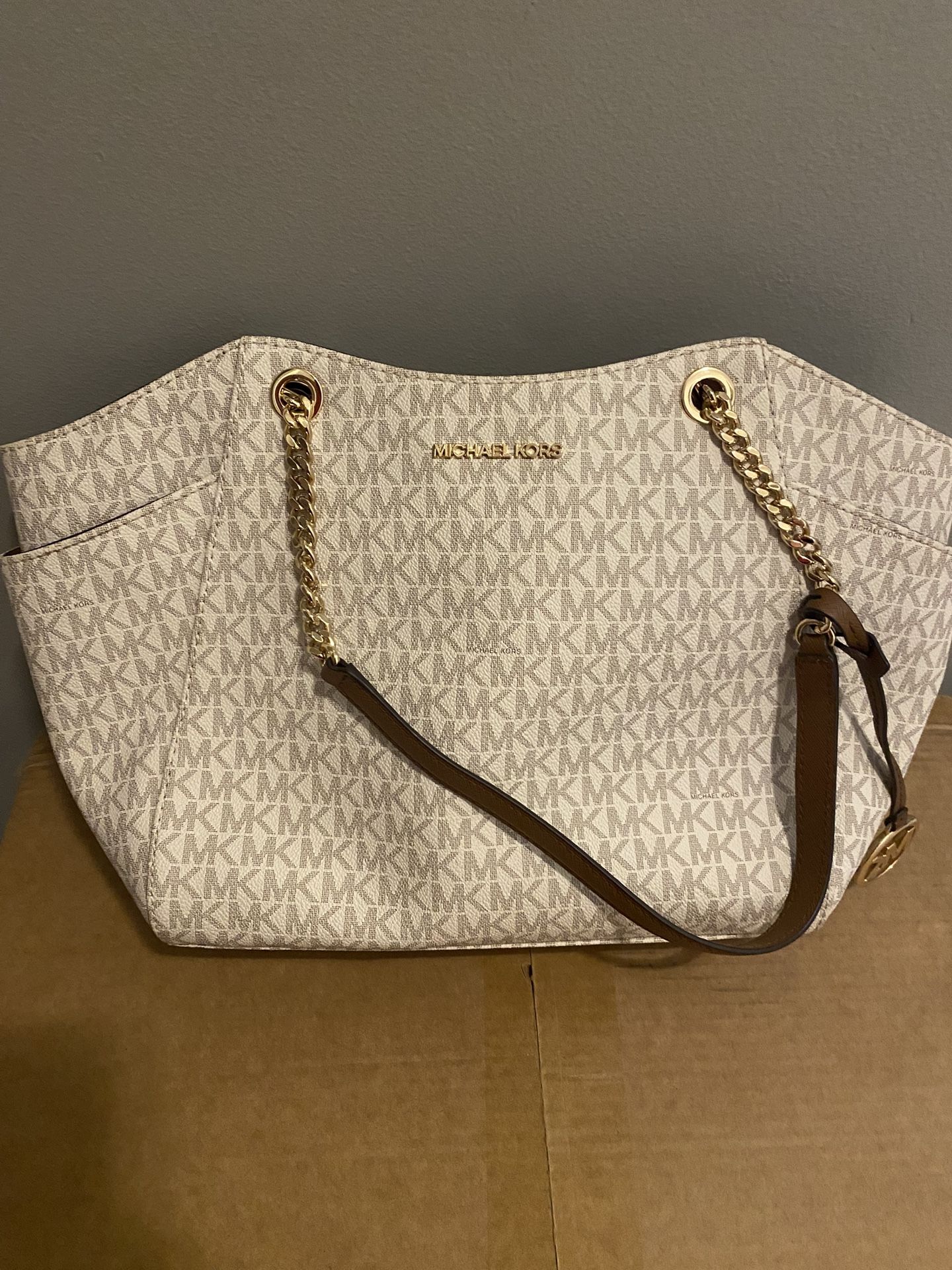 MK Purse Never Used