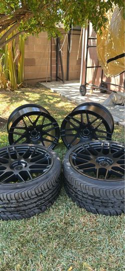 Blaque Diamond BD-F25 Flow Forged 20” Wheels 🔥