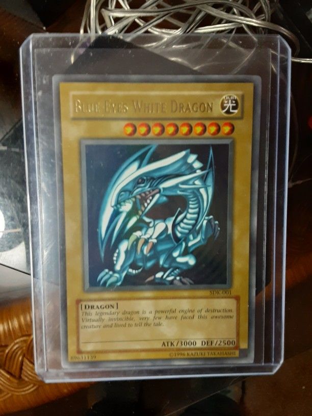 Blue Eyes White Dragon 