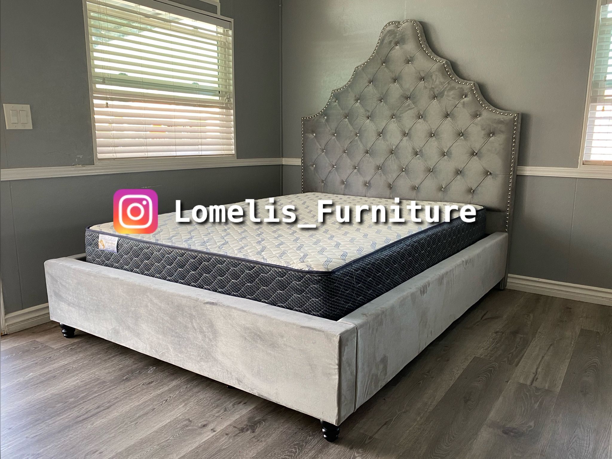 Cal King Gray Velvet Camel Tufted Bed w. Ortho Mattress Included
