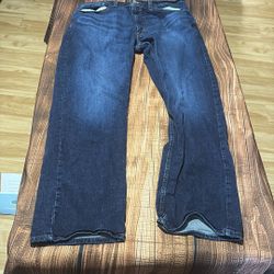 Levi W36 L32 “Relaxed” Jean Pants