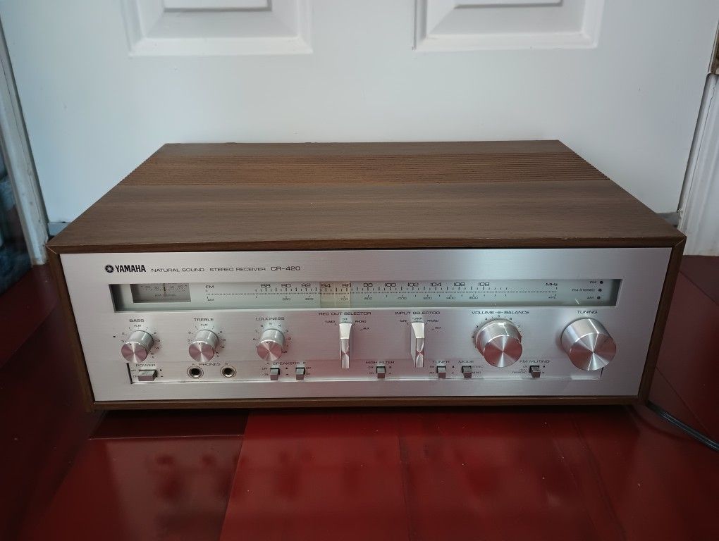Yamaha CR-420 Natural Sound FM/AM Stereo Receiver w/ Owner's Manual