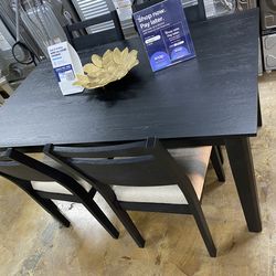 New dining table with 4 chairs