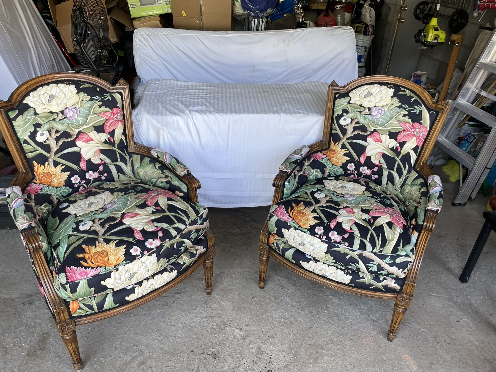 Wooden arm chairs ( Set Of 2 )