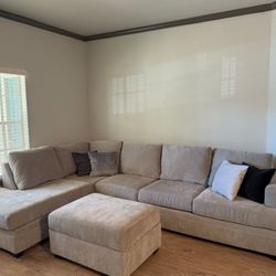 Sectional Couch 