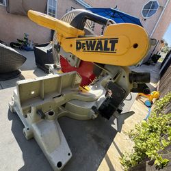 DEWALT 12” Double Bevel Compound miter saw