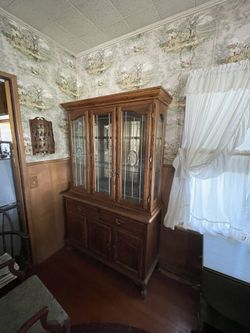 China cabinet with light