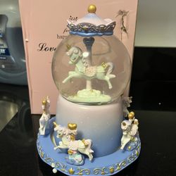 Unicorn Snow globe 