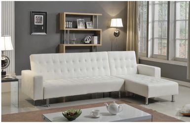 VERY MODERN WHITE TUFTED SECTIONAL SOFA NEW
