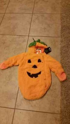 Brand New!! Pumpkin Costume 0-6m