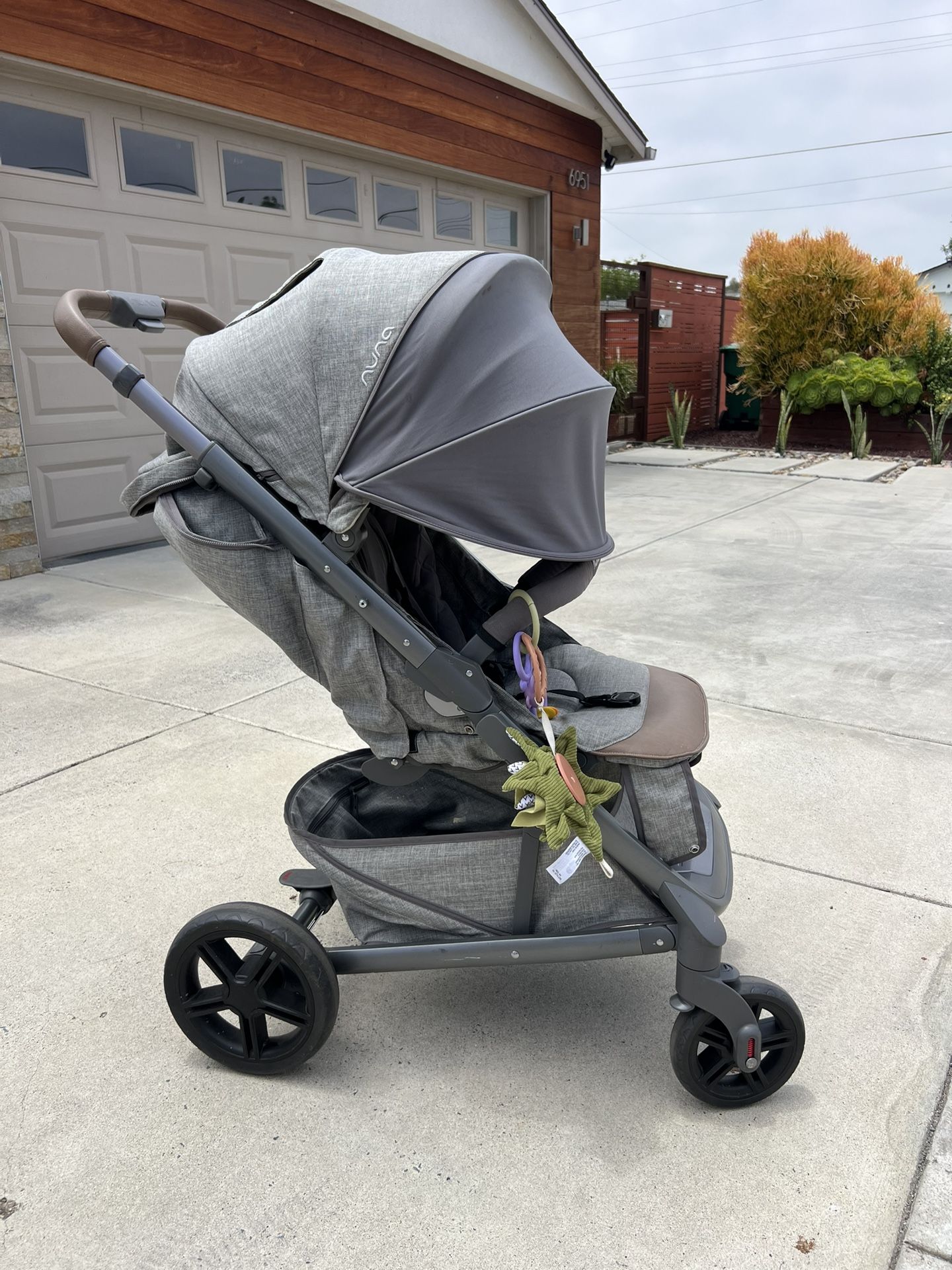 Nuna Tavo Stroller