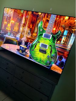 LG 70 inch Class UQ7070 series LED 4K UHD Smart weboS