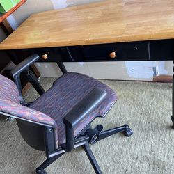 Desk With 2 Drawers & Computer chair