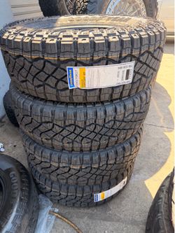 285/70r17 Goodyear tires nuevas con 65,000 millas de garantía las 4