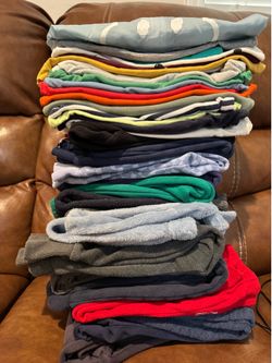 Bundle of toddler boys’ clothing, pants   Size: 3T–4T. All gently used and most are in good condition.   Includes long sleeve tee/shirt and winter pan