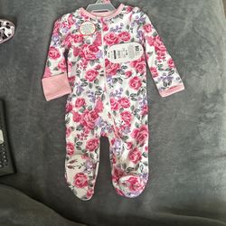 Brand New Sleep & Play 0-3 Months 